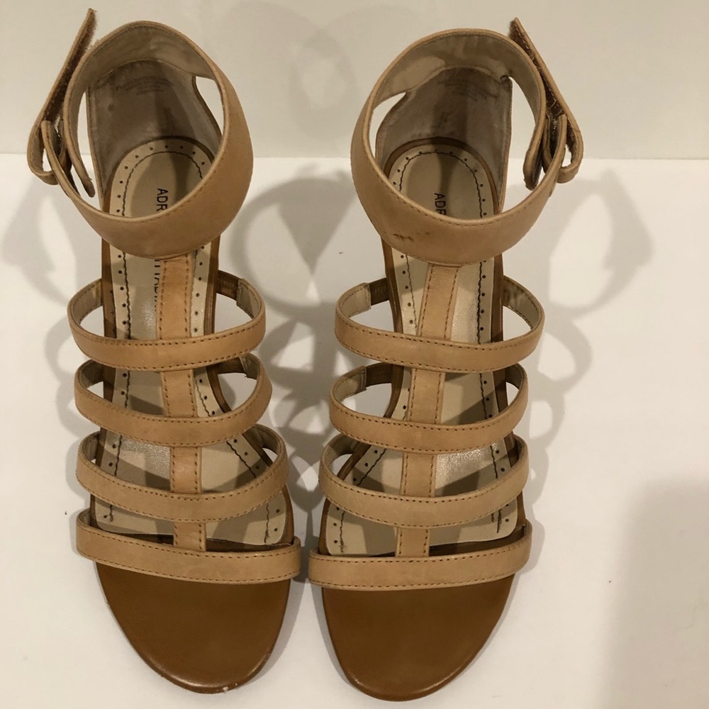 Adrienne Vittadini 5 1/2 M Strappy Heeled Sandal